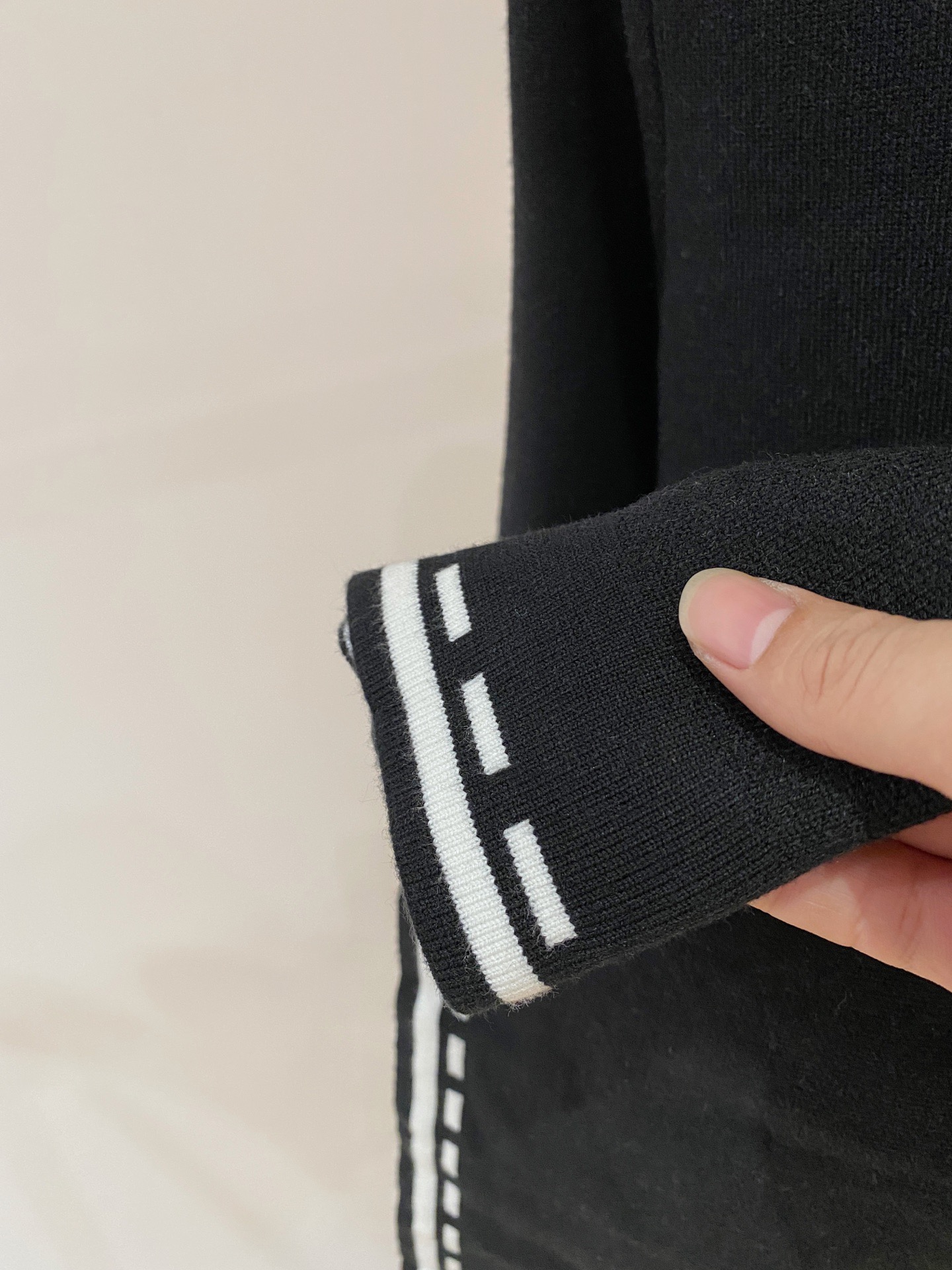 Louis Vuitton Basic Clothing Wool M-l-xl