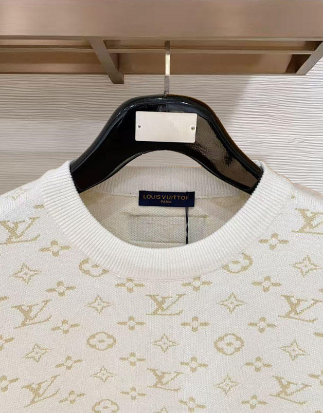 Louis Vuitton Basic Clothing Wool M-l-xl