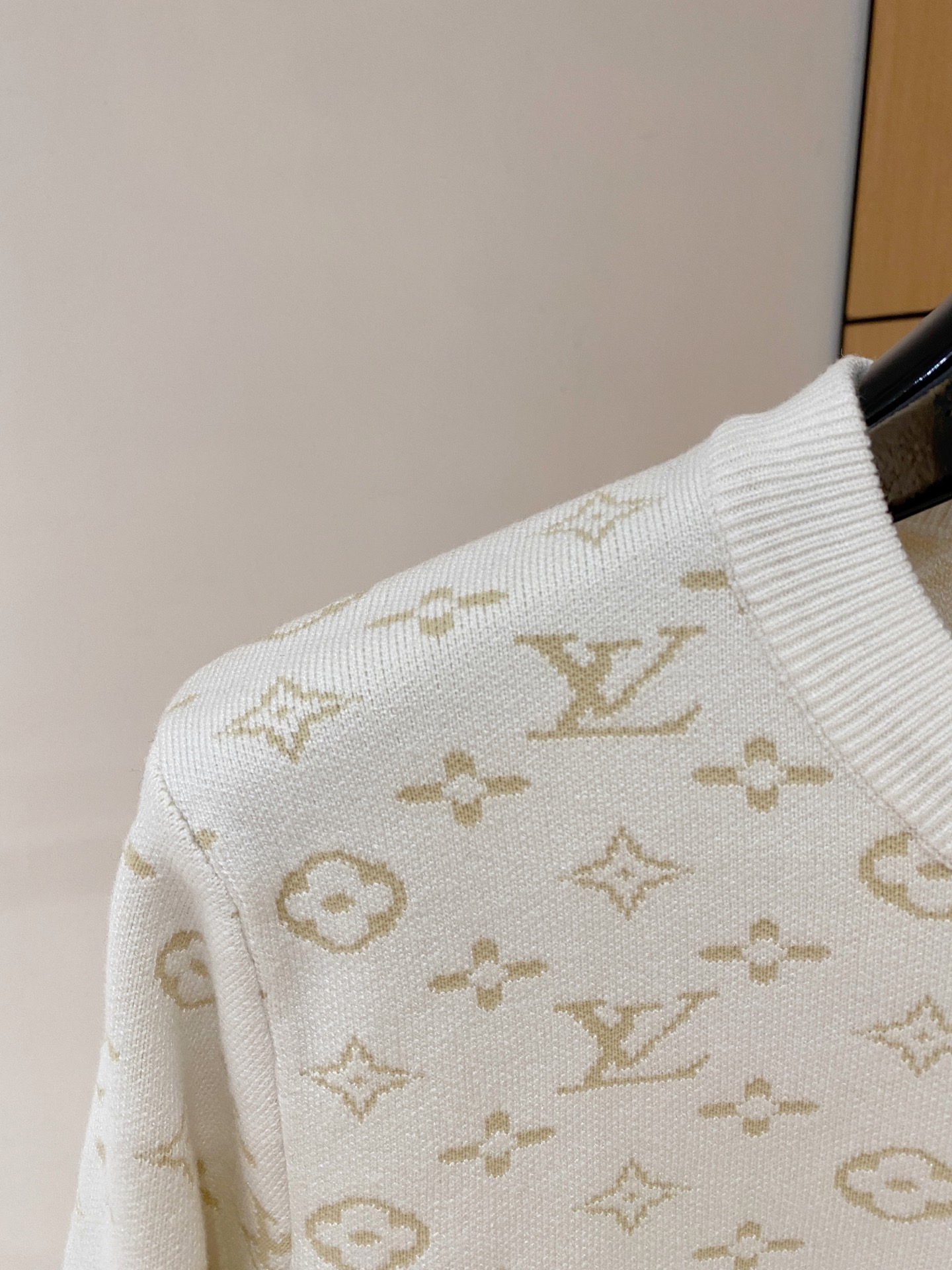 Louis Vuitton Basic Clothing Wool M-l-xl