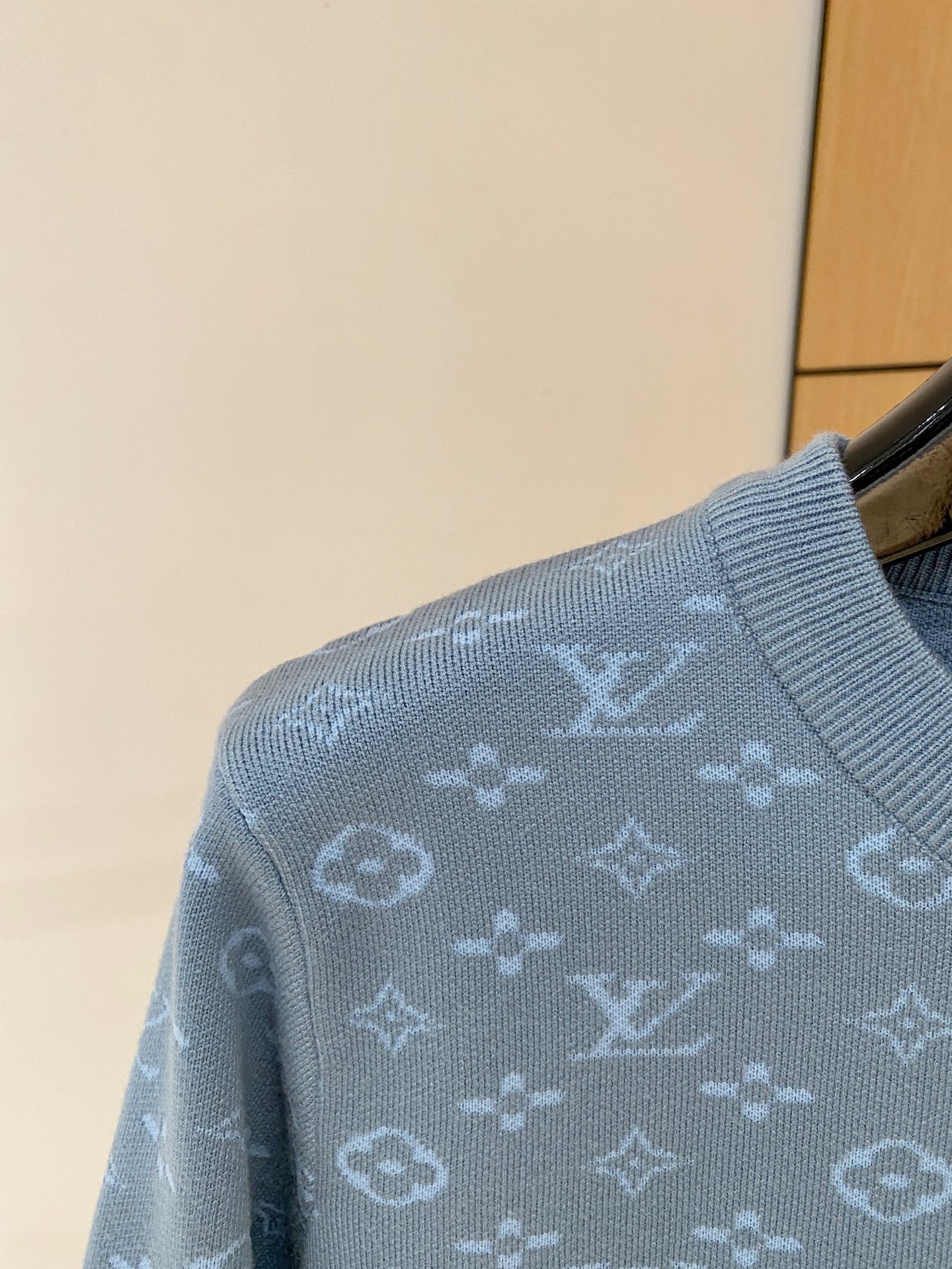 Louis Vuitton Basic Clothing Wool M-l-xl