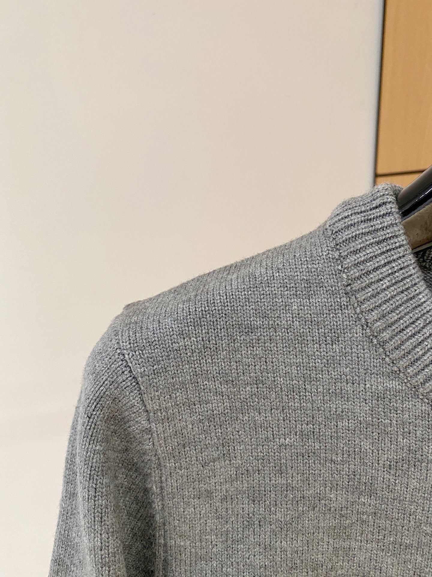 Louis Vuitton Basic Clothing Wool M-l-xl