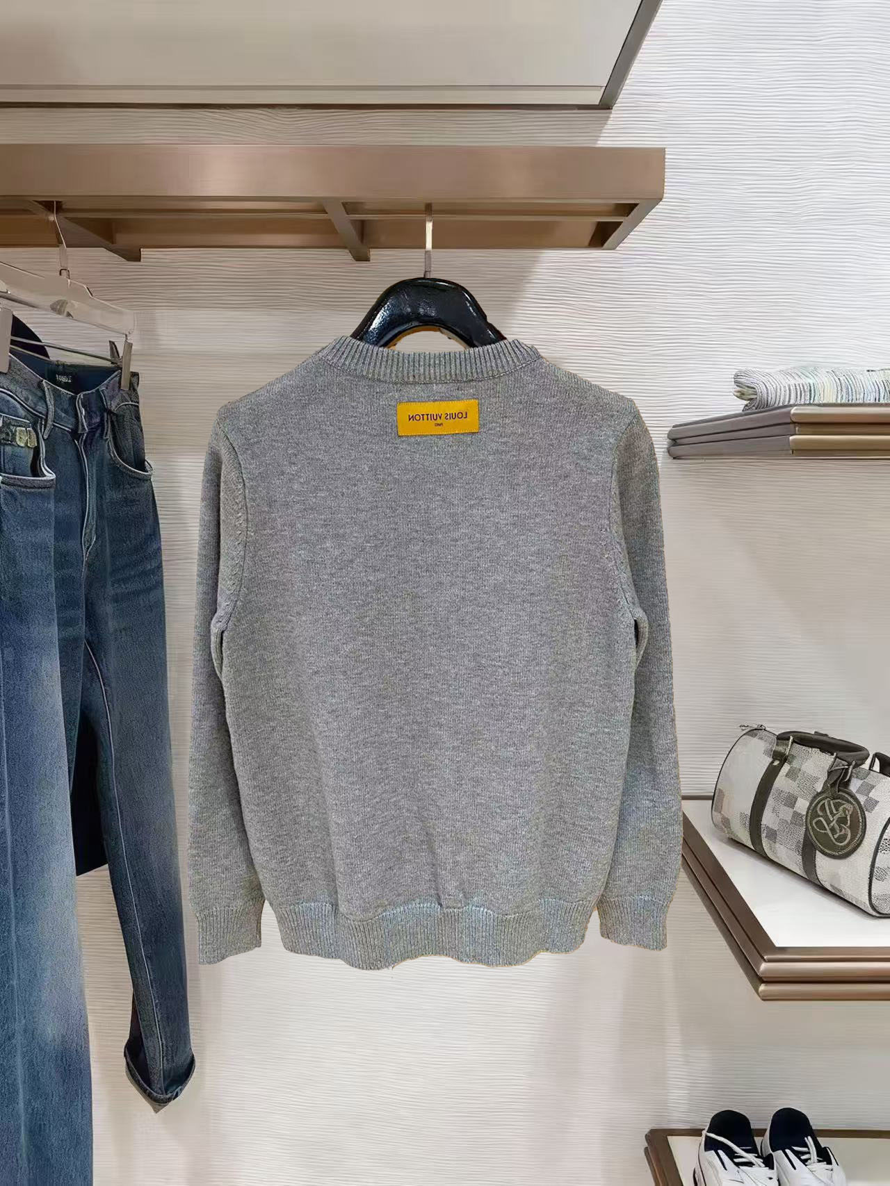 Louis Vuitton Basic Clothing Wool M-l-xl