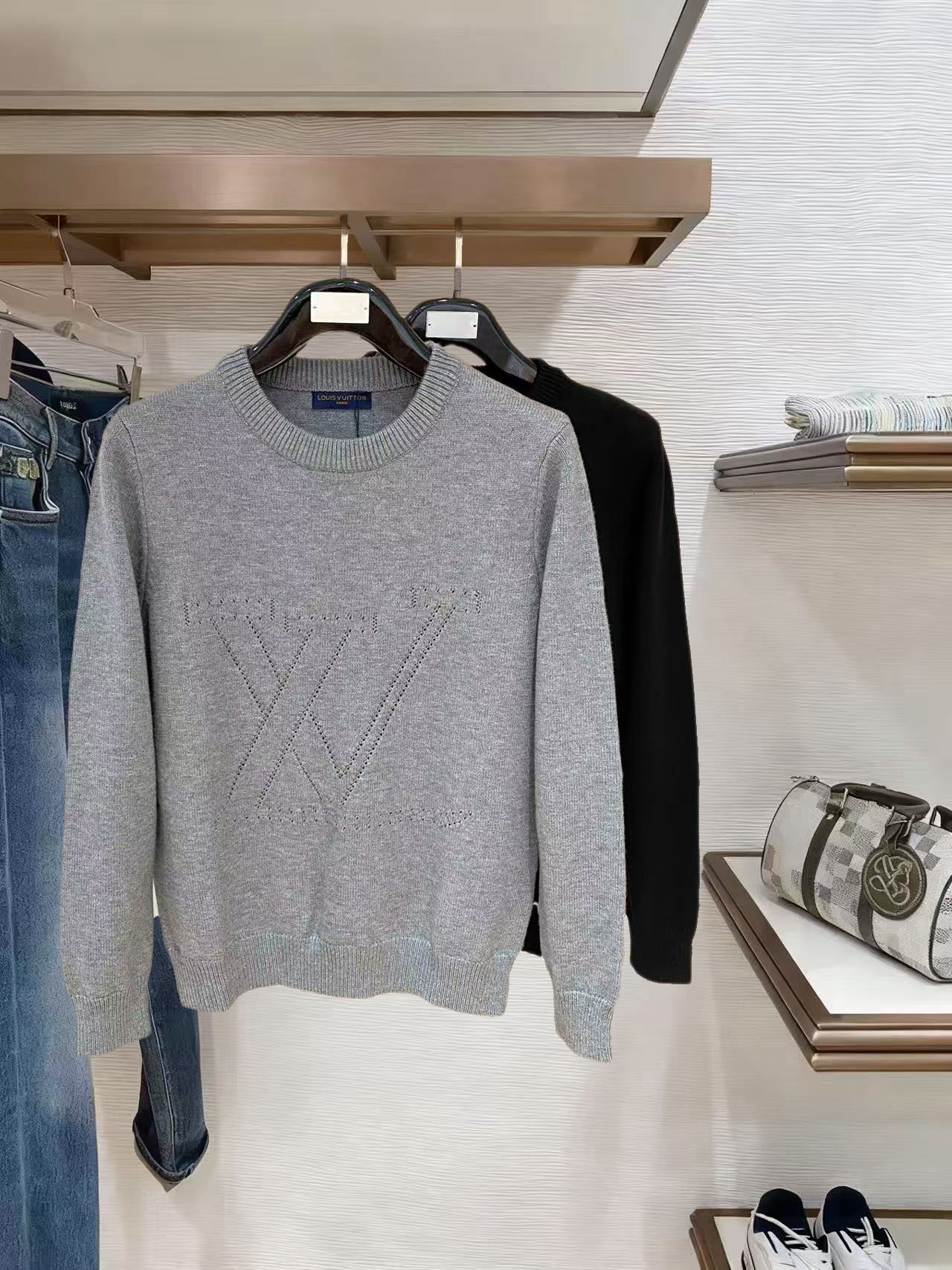 Louis Vuitton Basic Clothing Wool M-l-xl