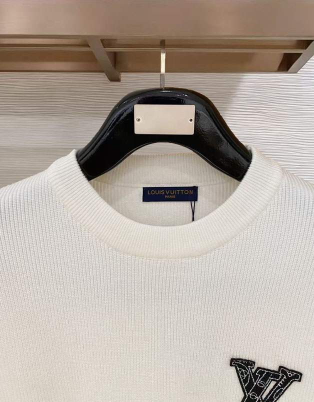 Louis Vuitton Basic Clothing Wool M-l-xl