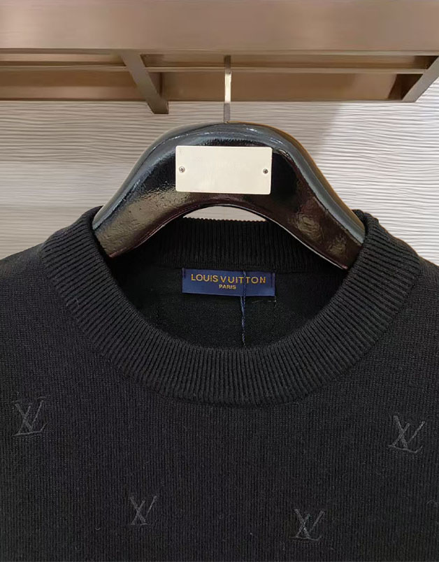 Louis Vuitton Basic Clothing Wool M-l-xl