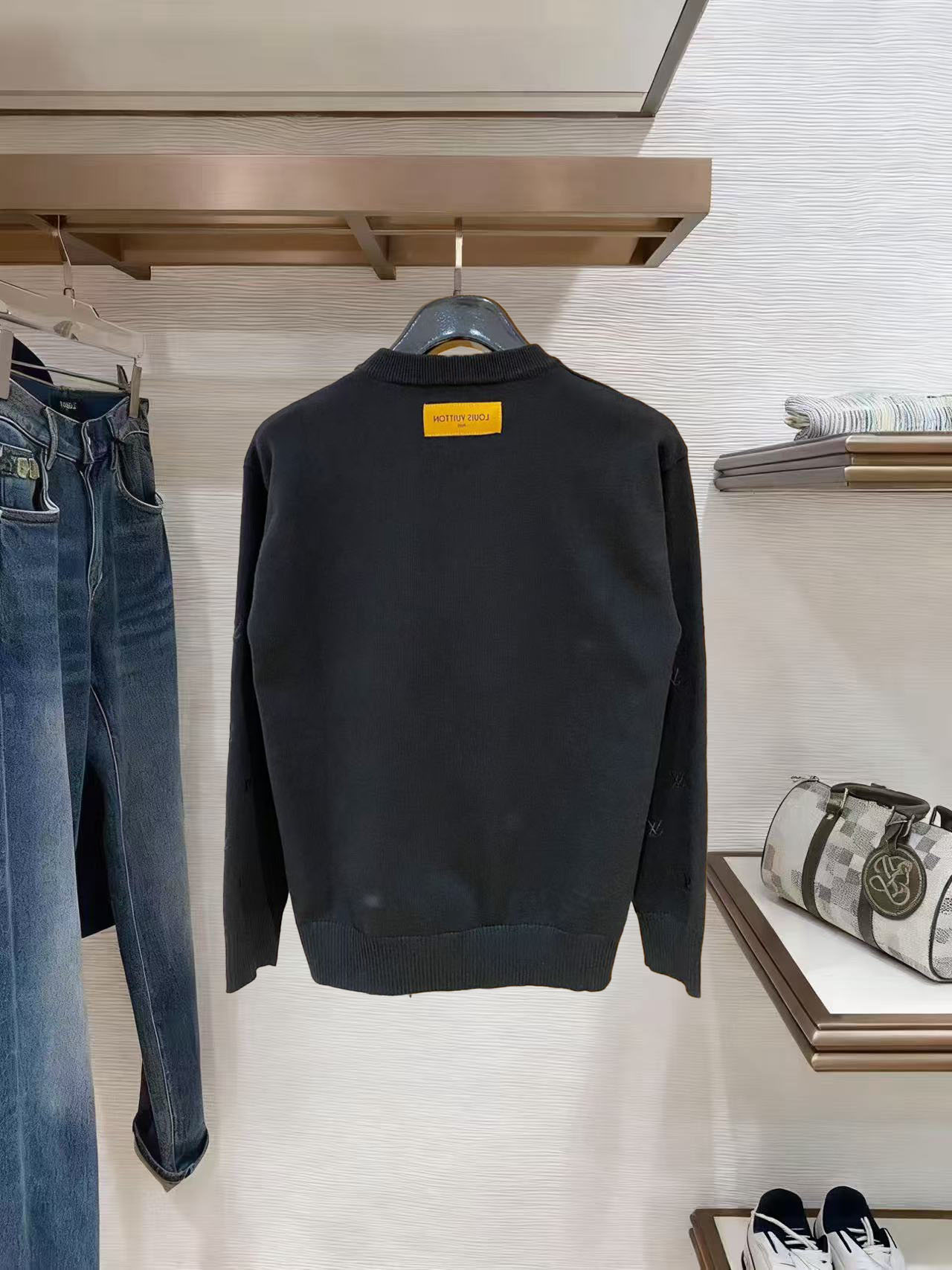 Louis Vuitton Basic Clothing Wool M-l-xl