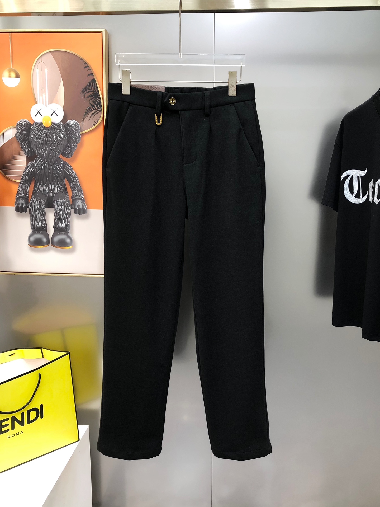 Louis Vuitton Male Basic Clothing Cotton Black Slim Fit L-38