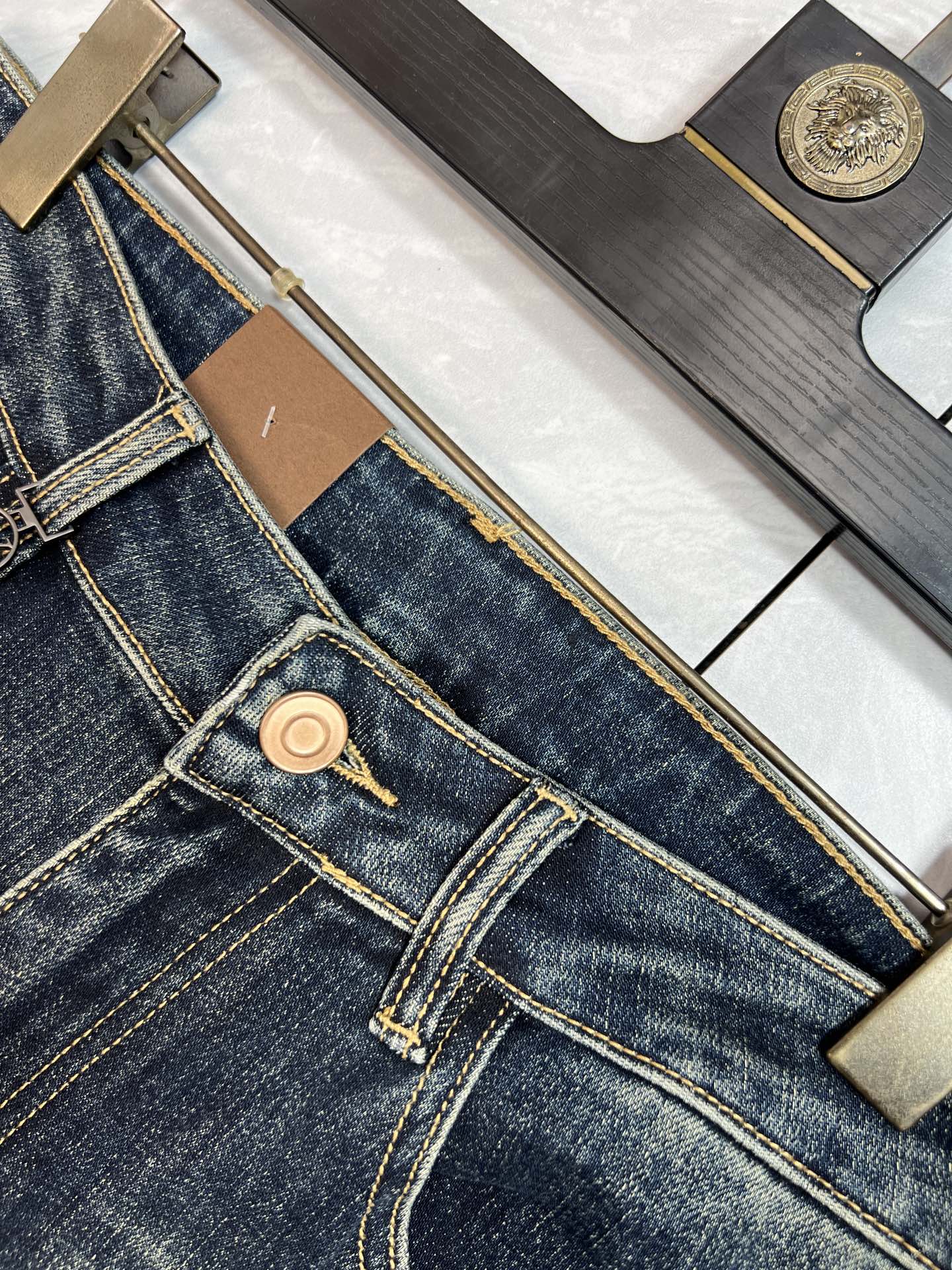 Louis Vuitton Jeans L-175140-32