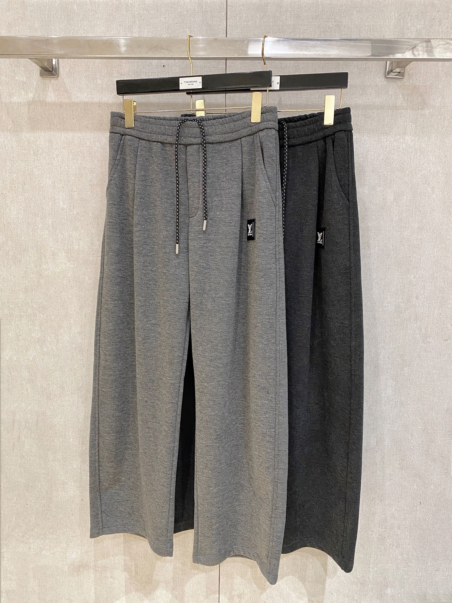 Louis Vuitton Basic Clothing S-m-l-xl