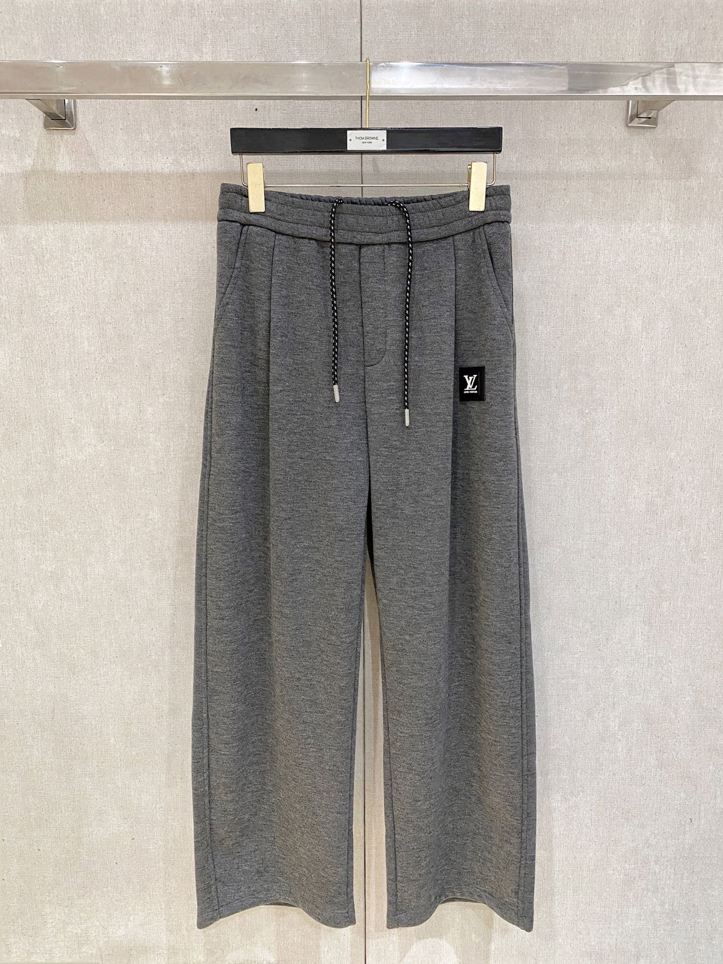 Louis Vuitton Basic Clothing S-m-l-xl