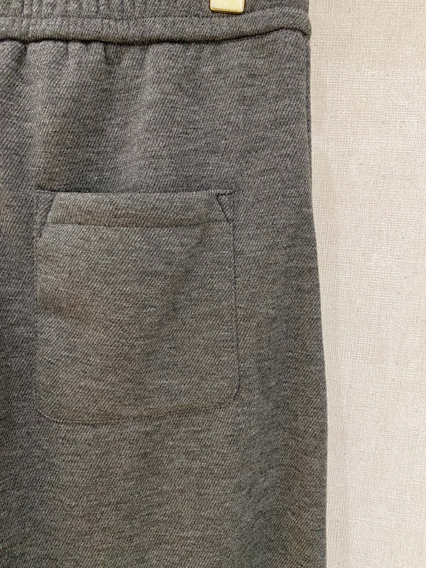 Louis Vuitton Basic Clothing S-m-l-xl