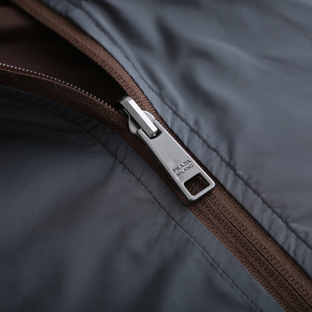 Prada Jacket S-m-l-xl