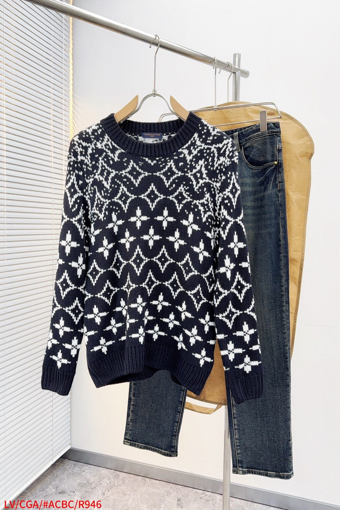 Louis Vuitton Basic Clothing Wool M-l-xl