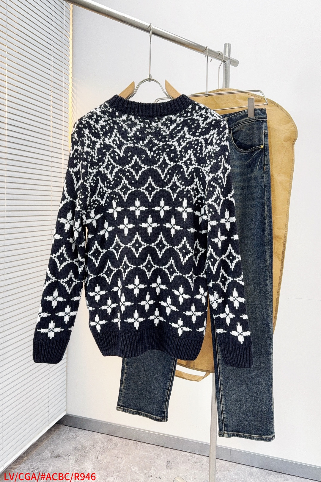 Louis Vuitton Basic Clothing Wool M-l-xl