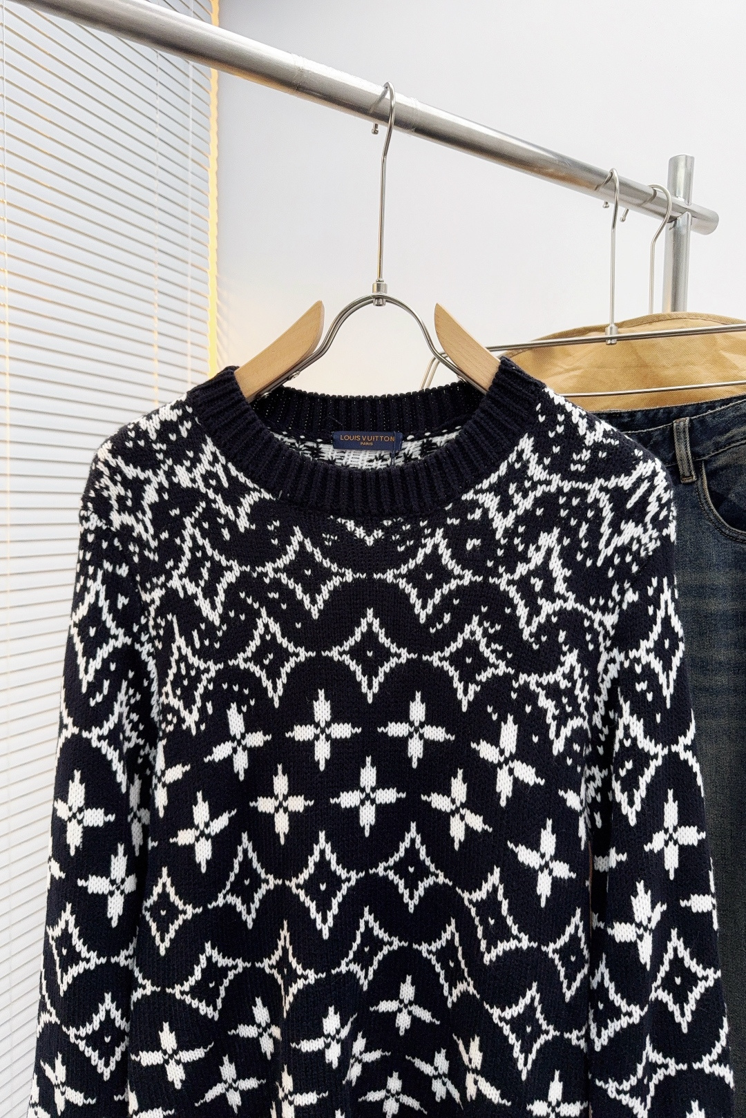 Louis Vuitton Basic Clothing Wool M-l-xl