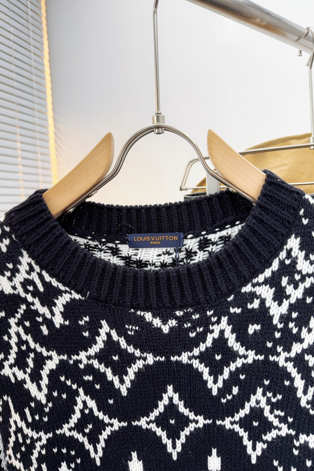 Louis Vuitton Basic Clothing Wool M-l-xl