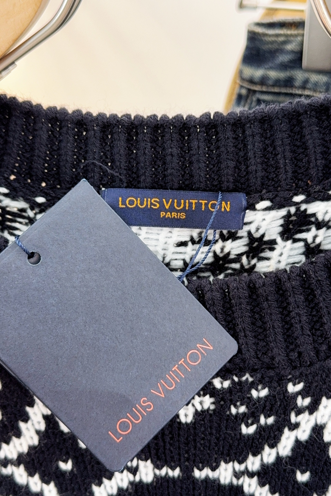 Louis Vuitton Basic Clothing Wool M-l-xl