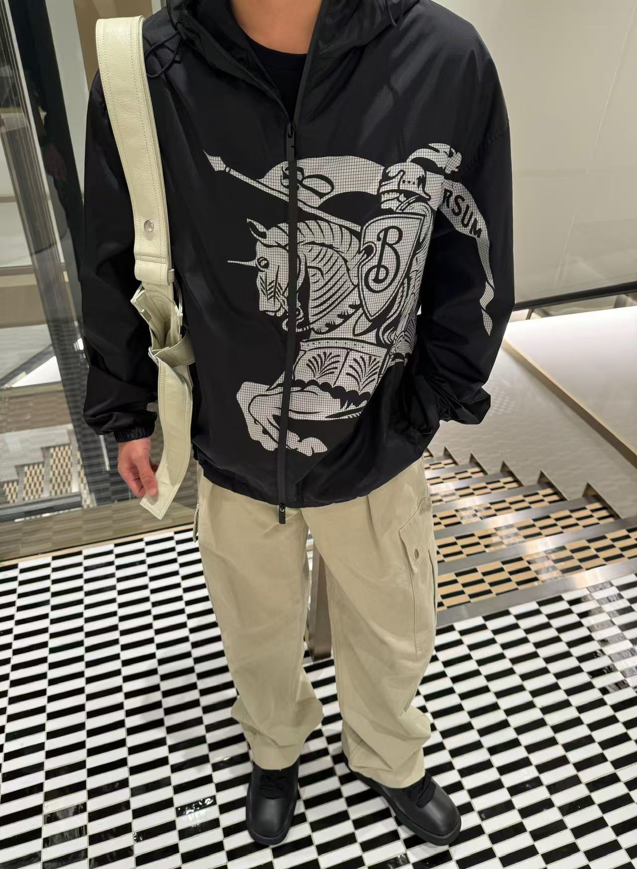 Burberry Jacket Black Hooded S-m-xl