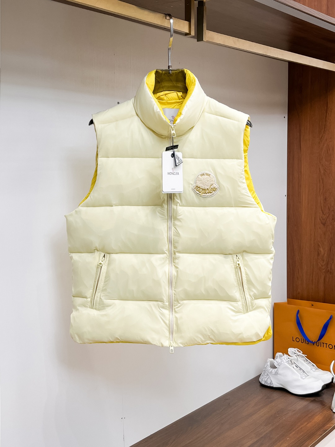 Moncler Couple Down Vest Goose Down M-l-xl