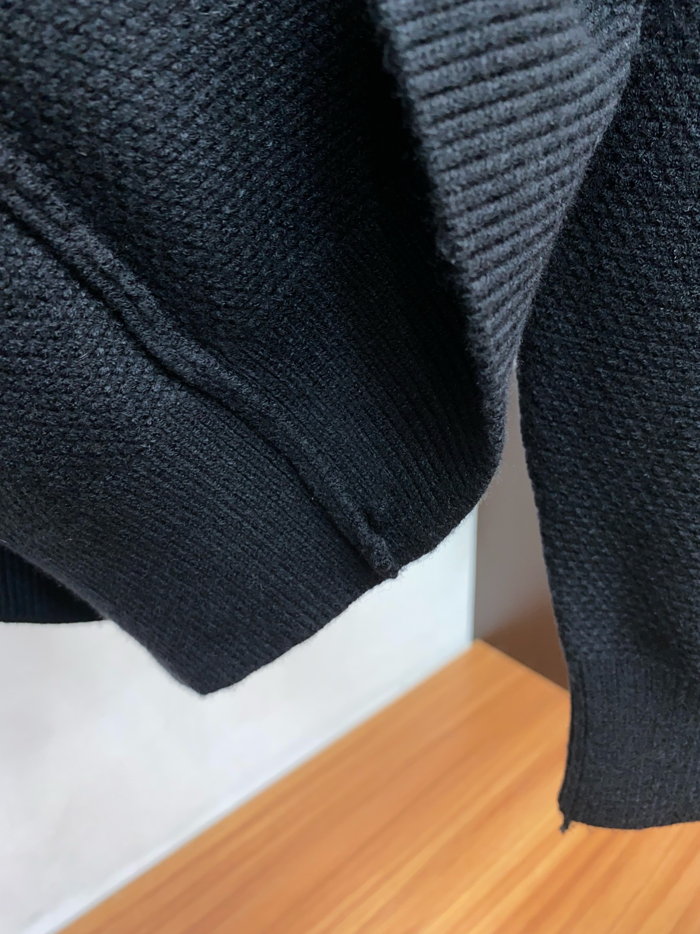 Gucci Basic Clothing Wool M-l-xl