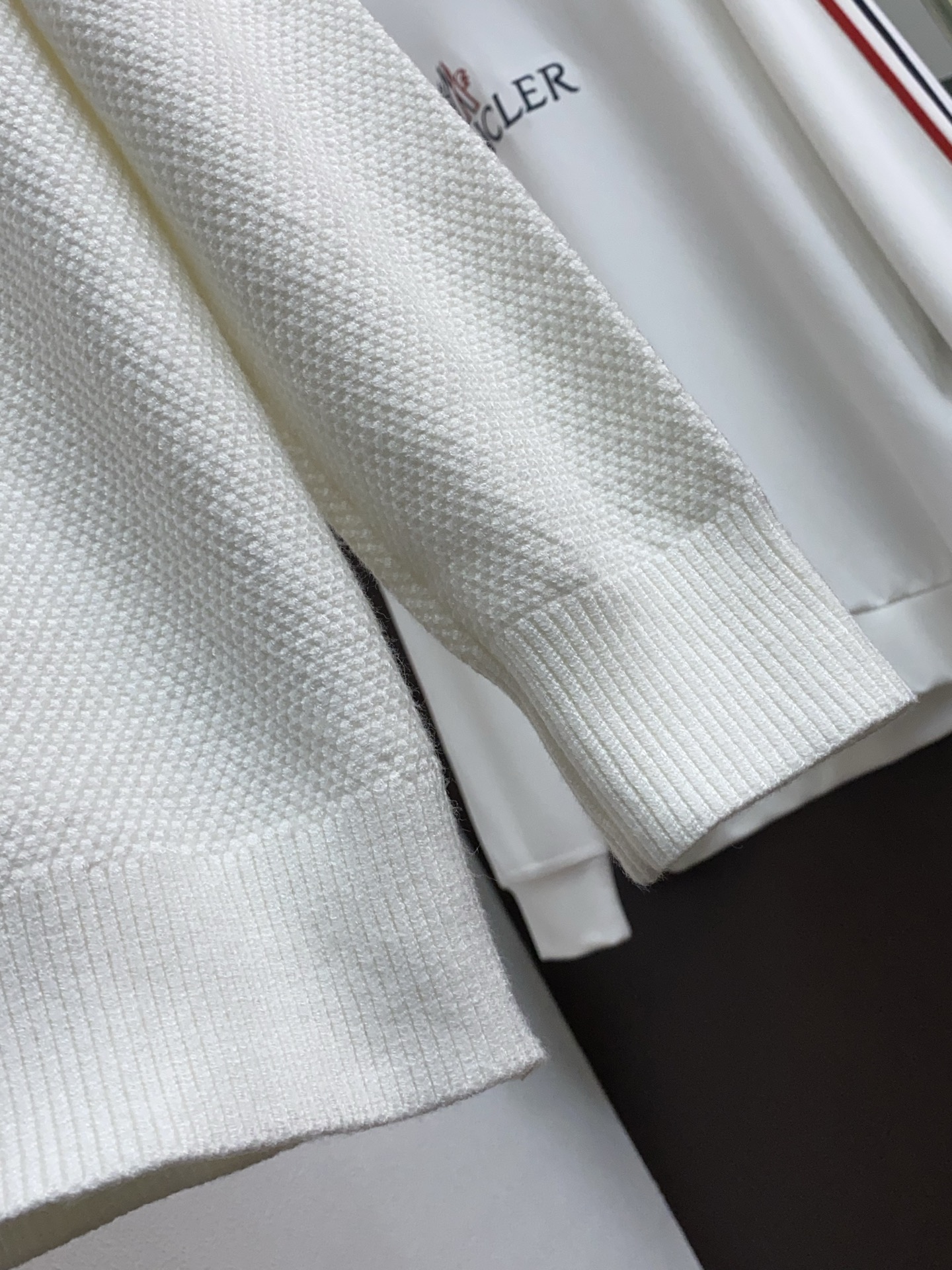 Gucci Basic Clothing Wool M-l-xl