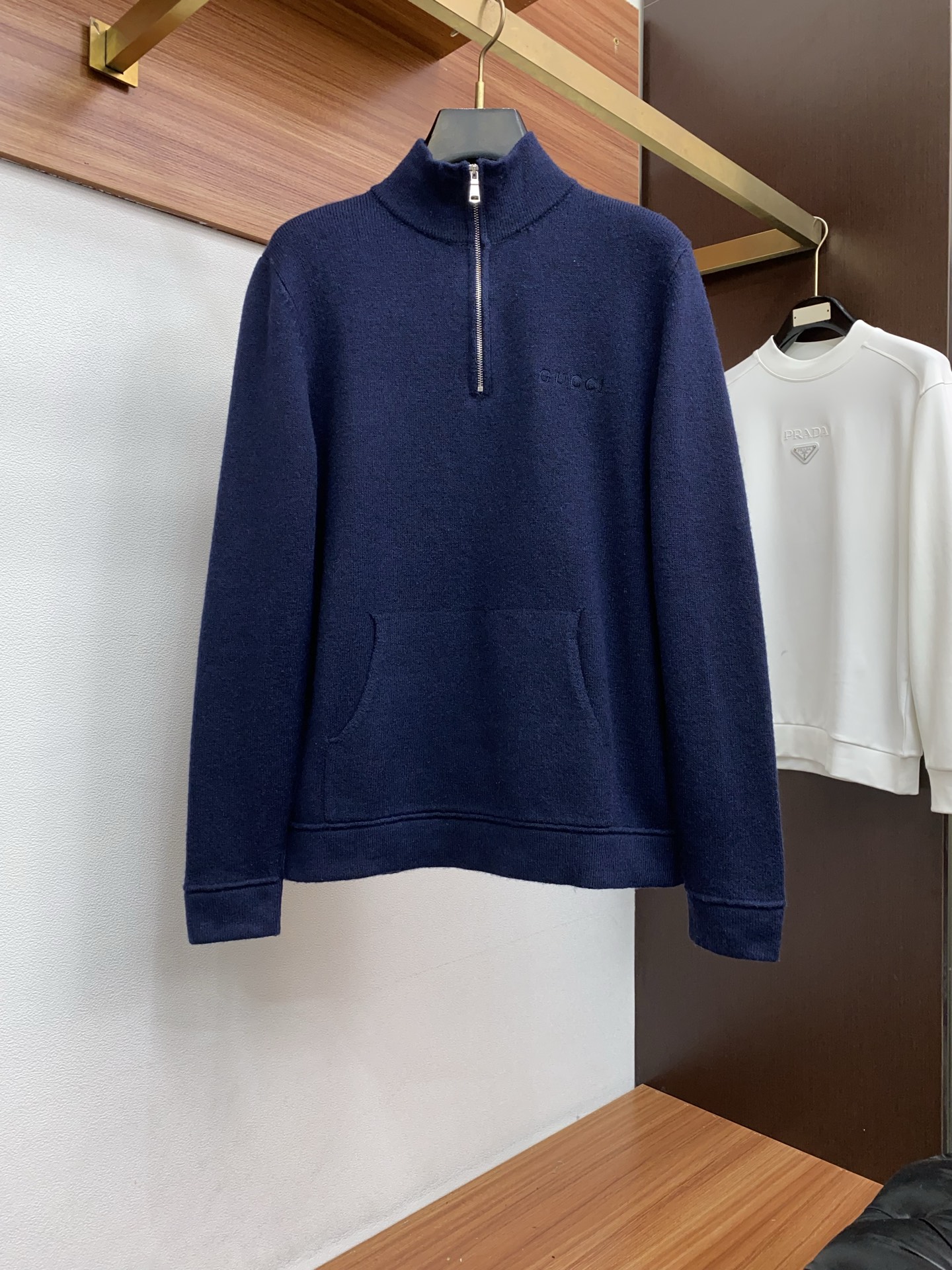 Gucci Basic Clothing Wool M-l-xl