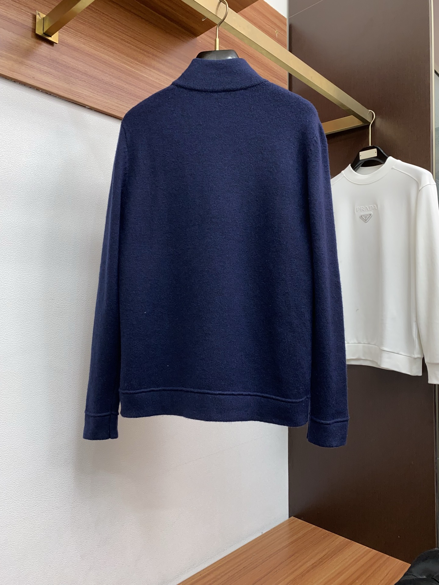 Gucci Basic Clothing Wool M-l-xl