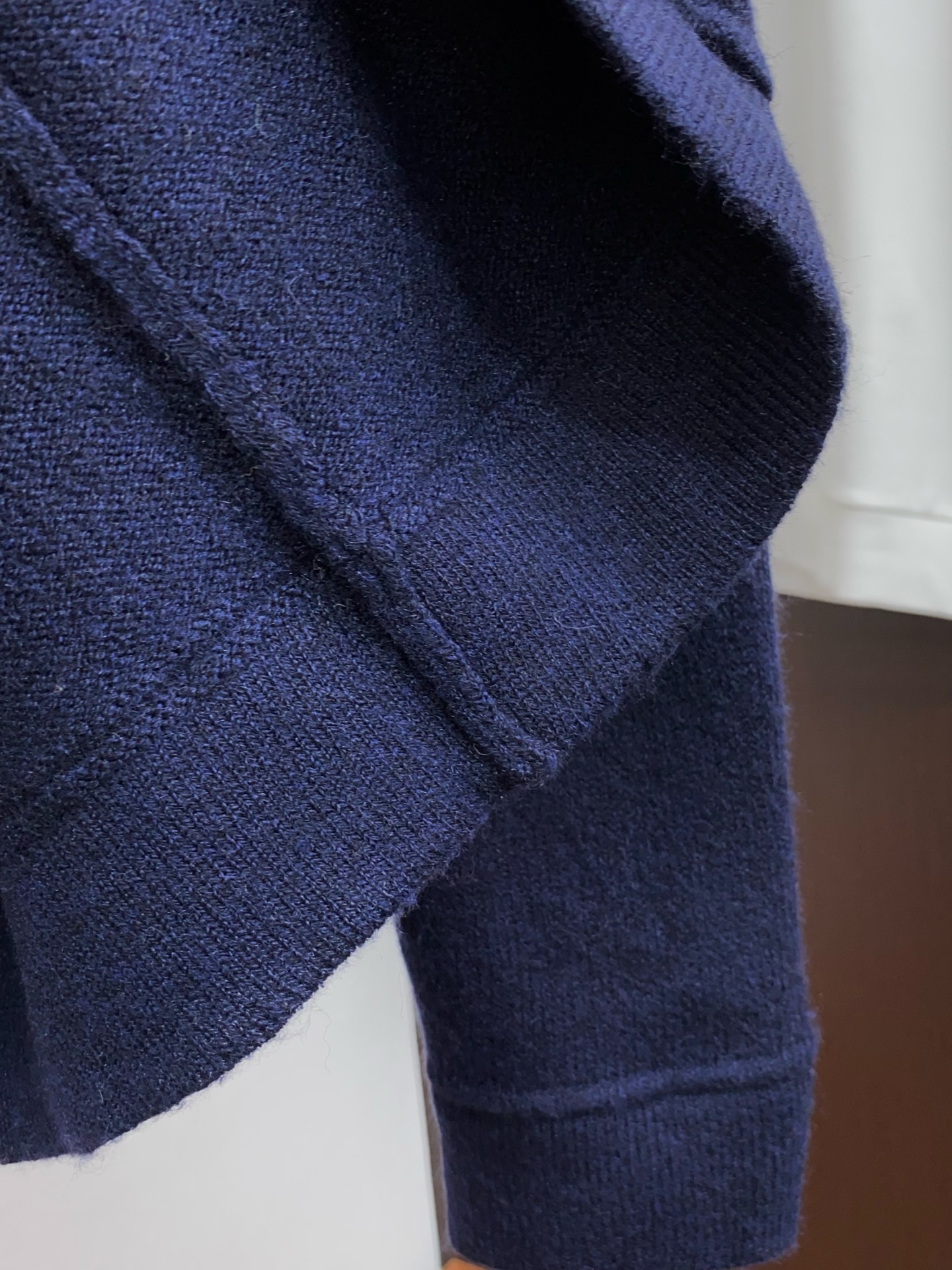 Gucci Basic Clothing Wool M-l-xl