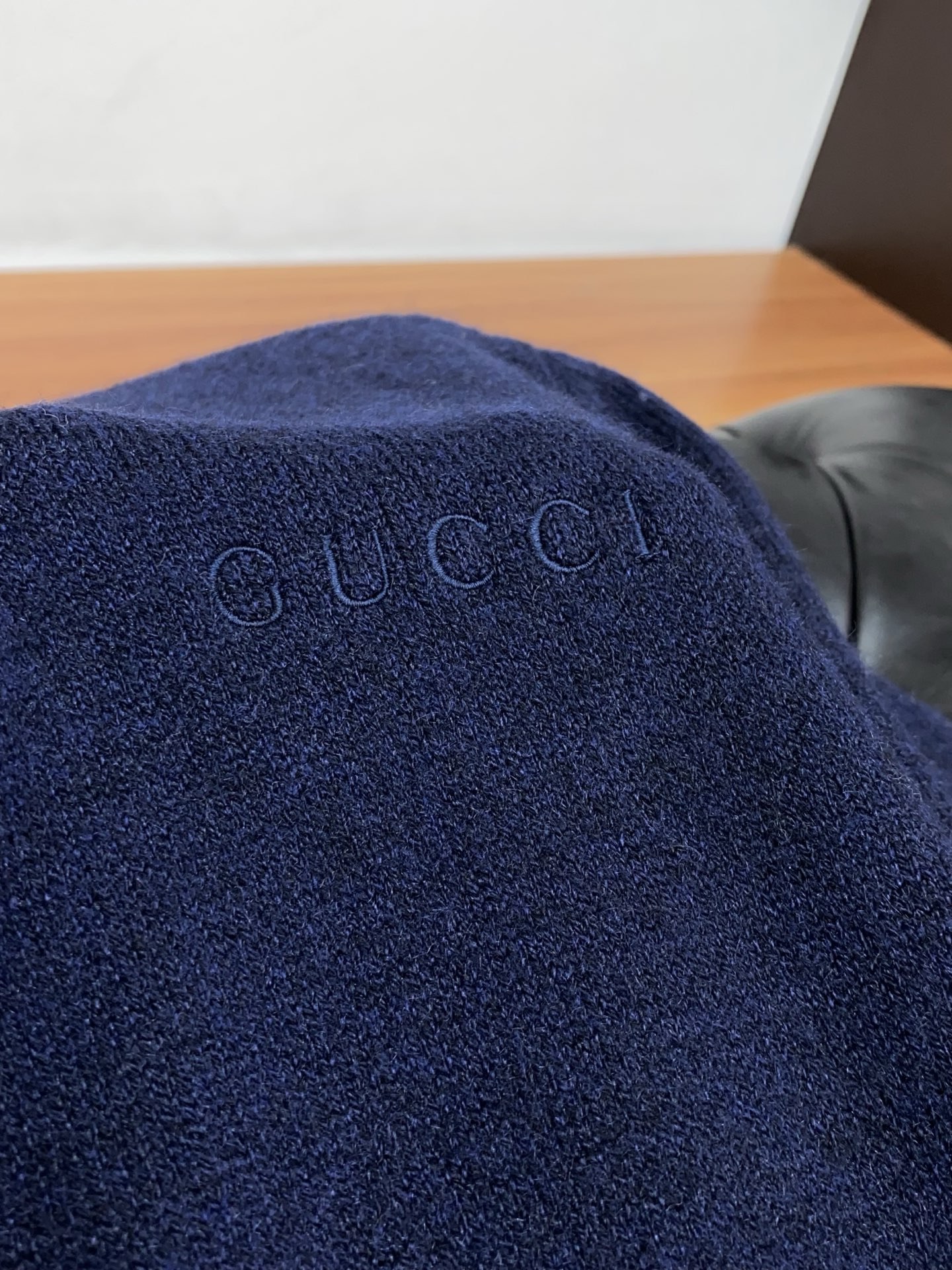 Gucci Basic Clothing Wool M-l-xl
