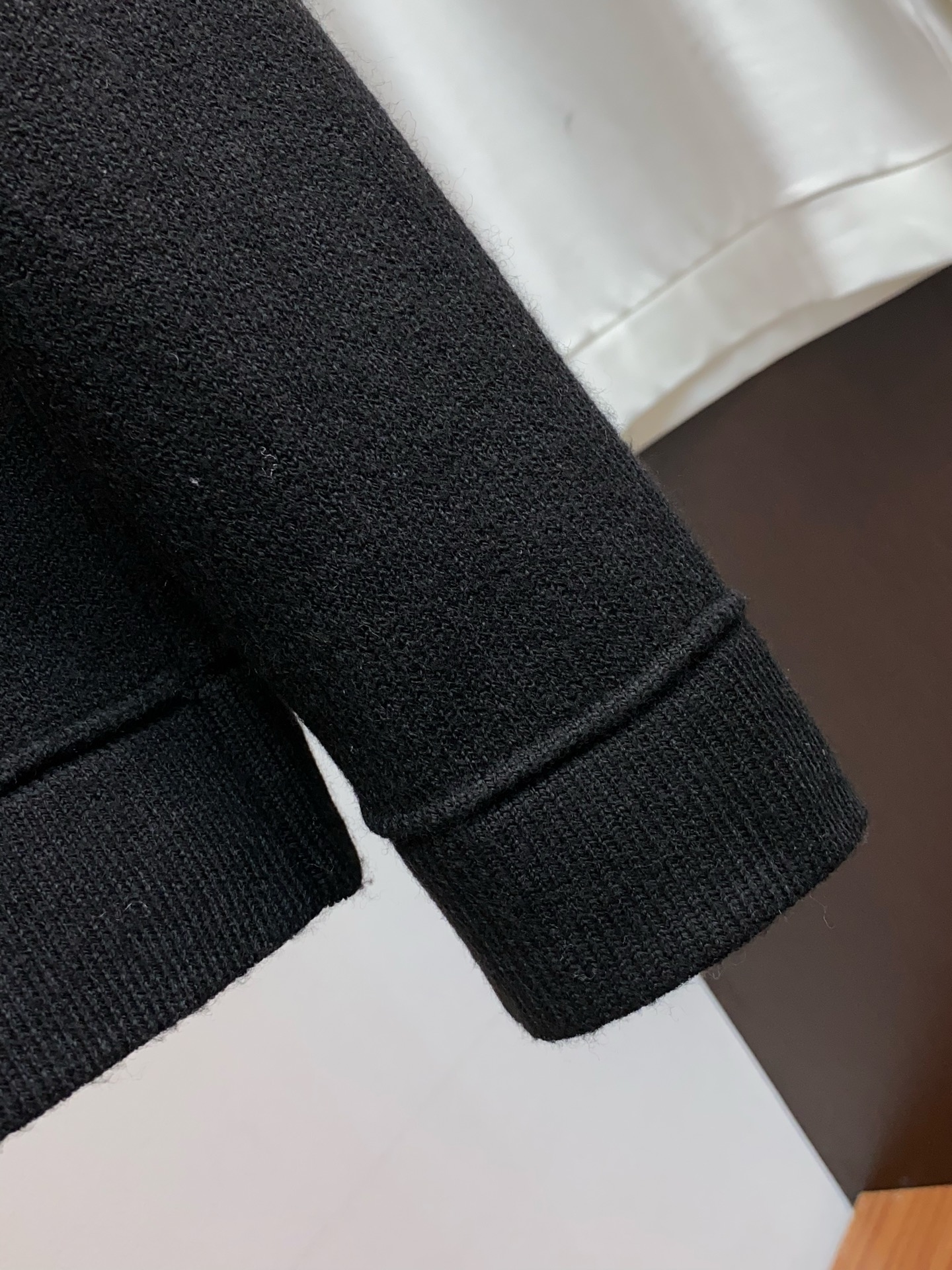 Gucci Basic Clothing Wool M-l-xl