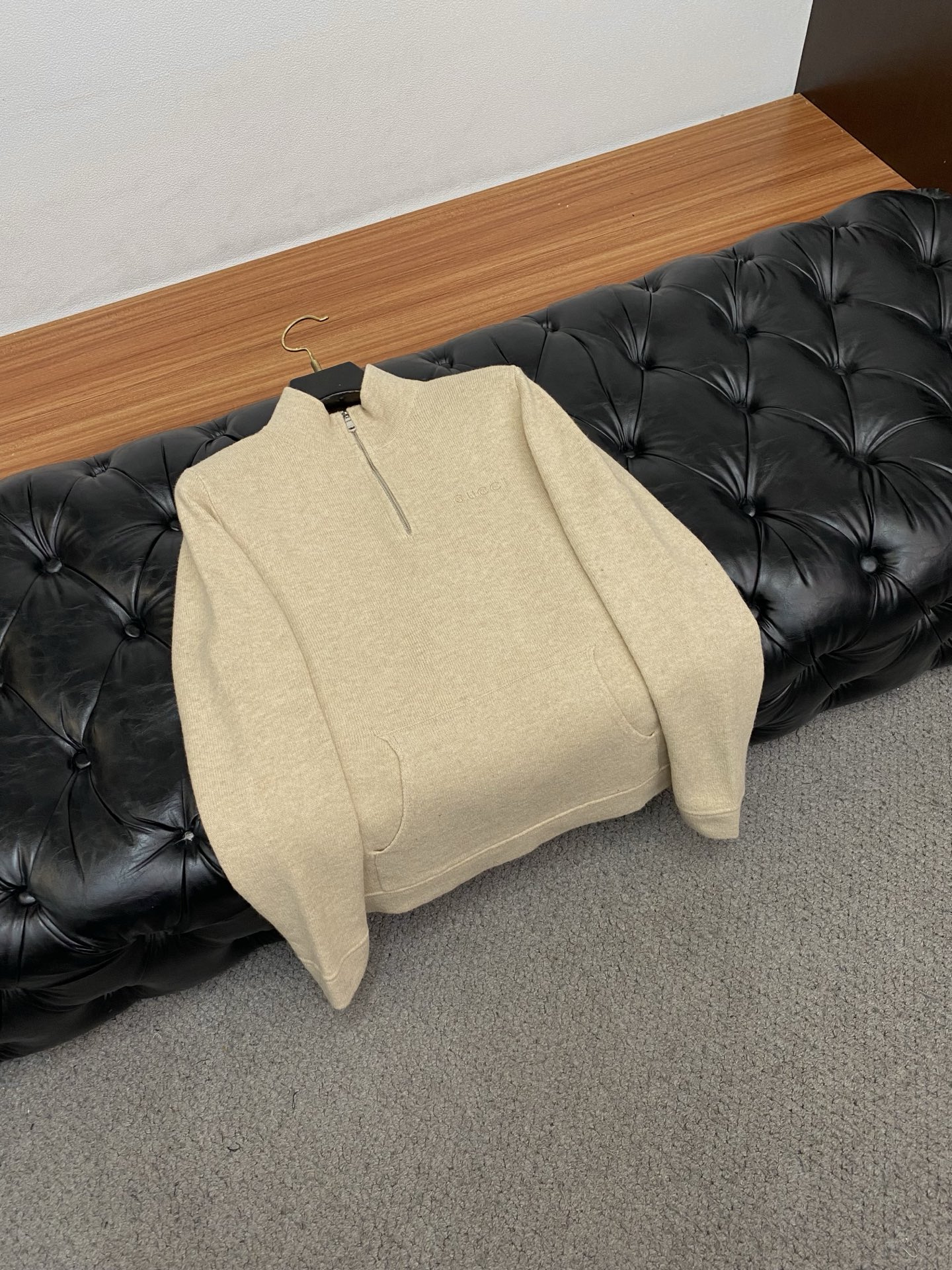 Gucci Basic Clothing Wool M-l-xl