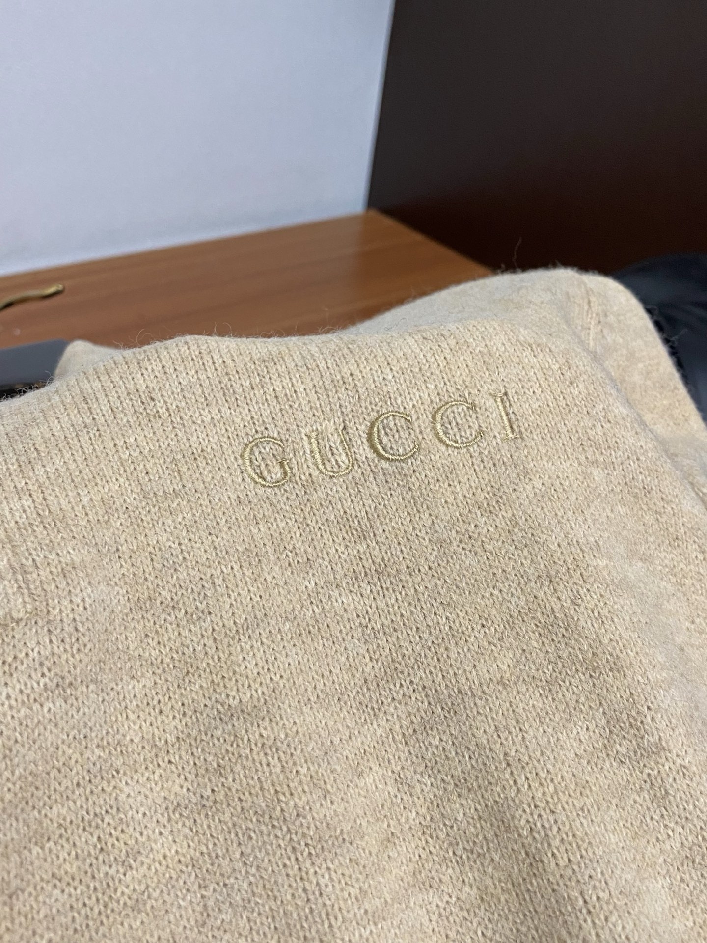Gucci Basic Clothing Wool M-l-xl