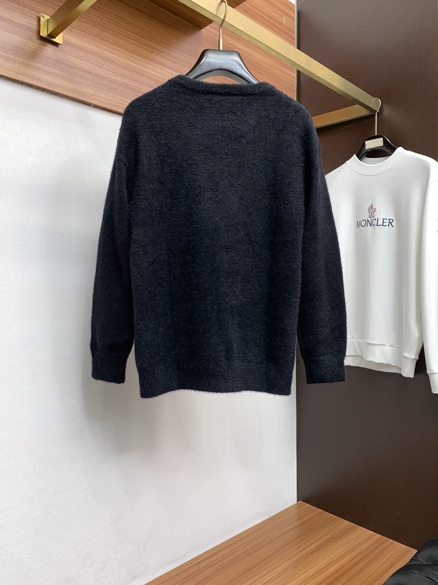 Gucci Basic Clothing Wool M-l-xl