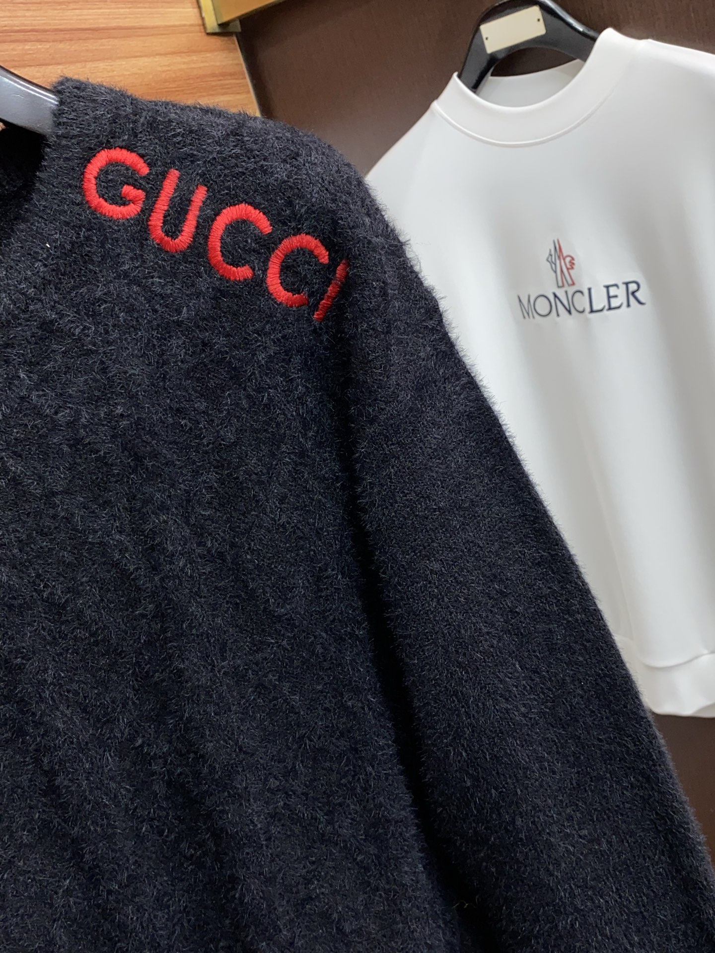 Gucci Basic Clothing Wool M-l-xl