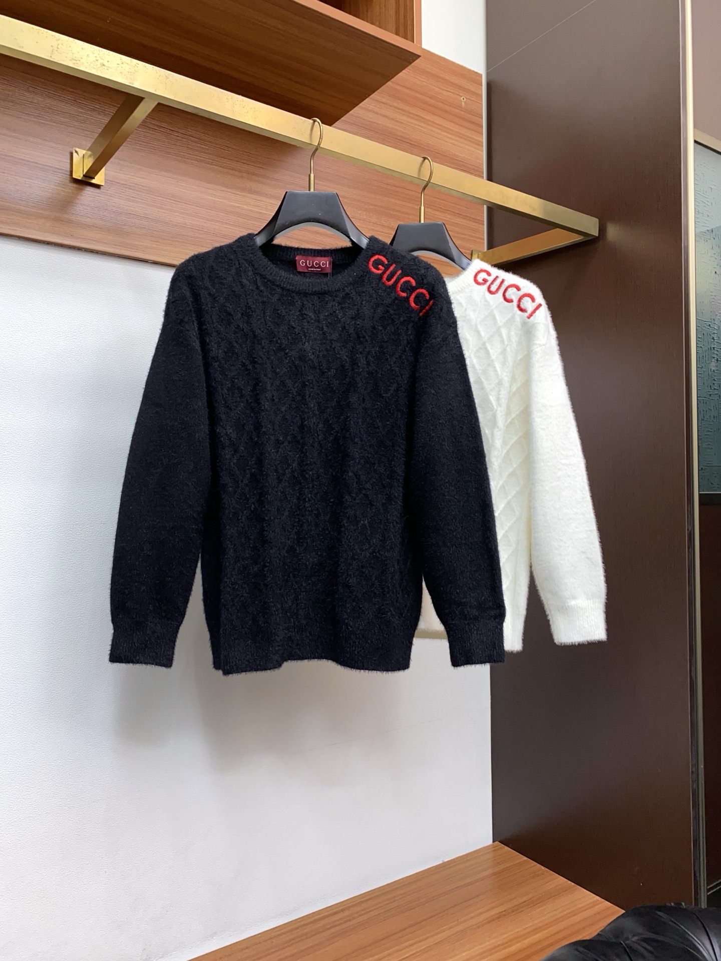 Gucci Basic Clothing Wool M-l-xl