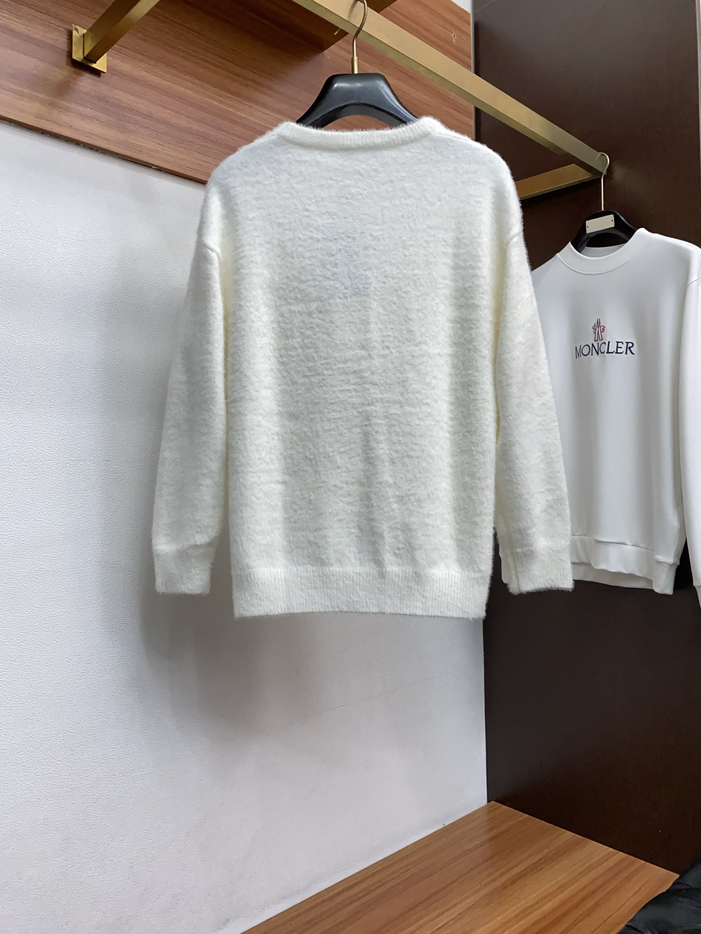 Gucci Basic Clothing Wool M-l-xl