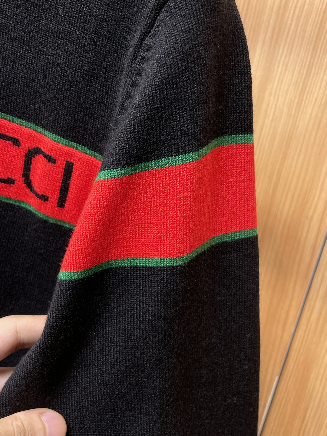 Gucci Basic Clothing Wool M-xl
