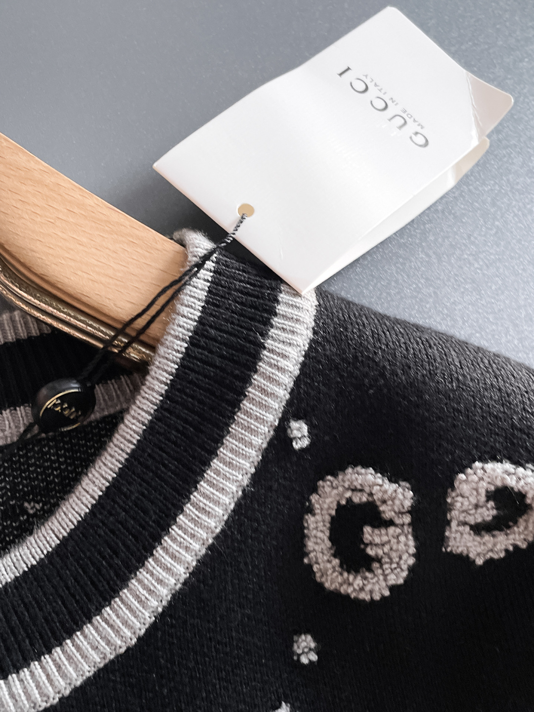 Gucci Basic Clothing Wool M-l-xl