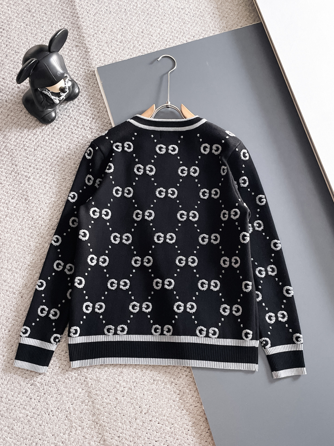 Gucci Basic Clothing Wool M-l-xl