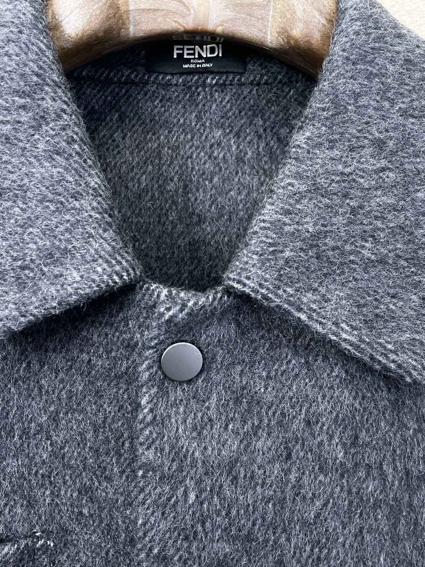 Fendi Male Basic Clothing Wool M-xl