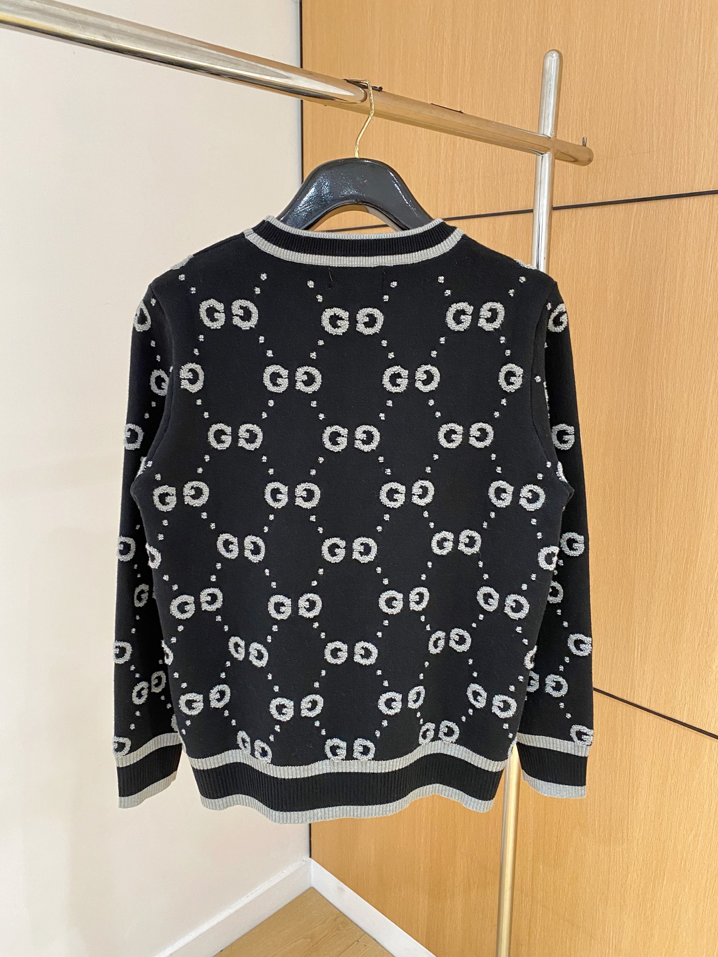 Gucci Basic Clothing Wool M-l-xl