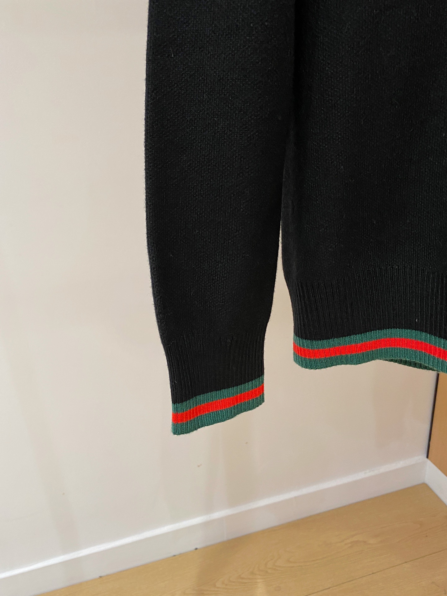 Gucci Basic Clothing Wool M-xl