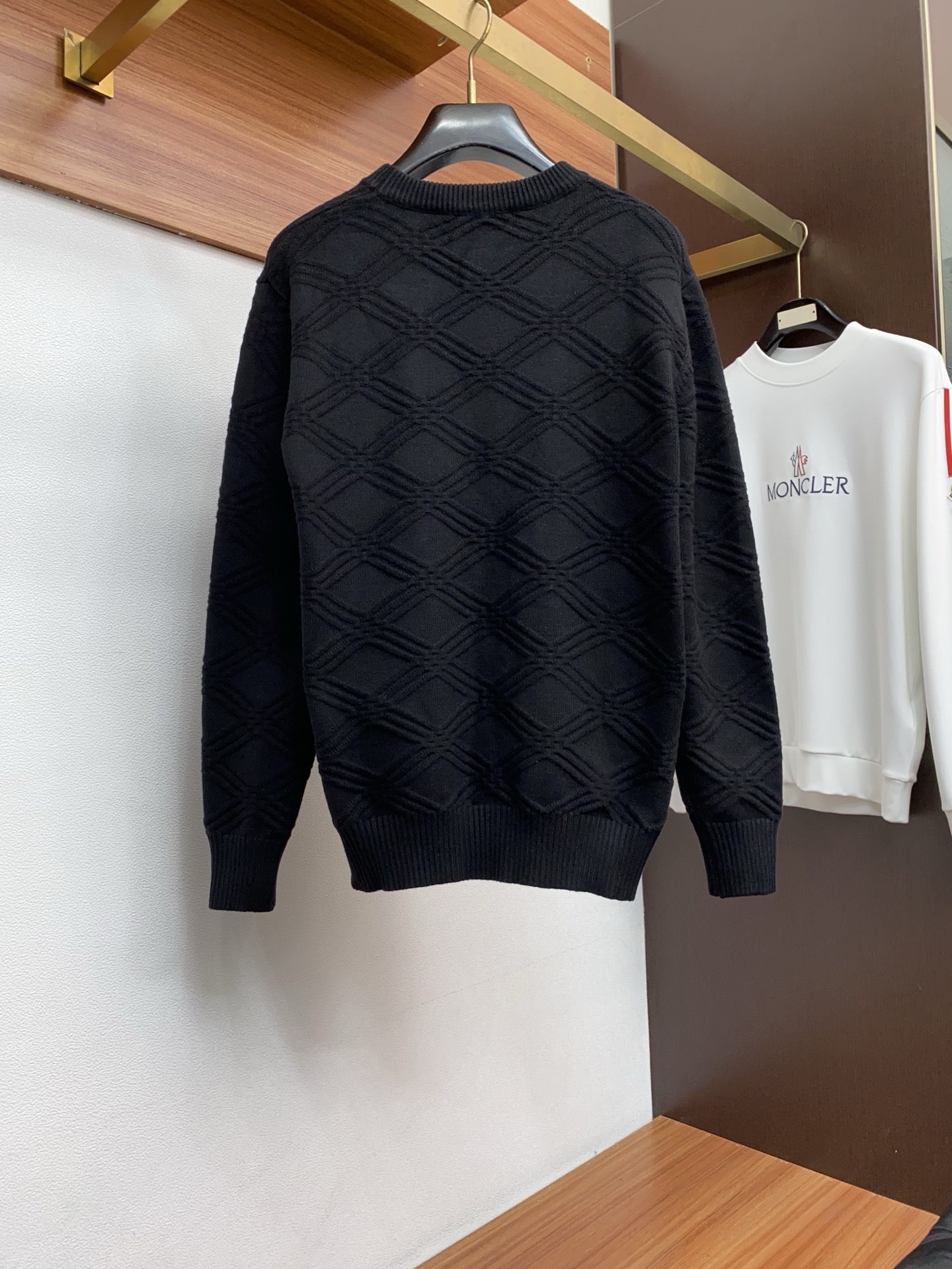 Burberry Basic Clothing Wool M-l-xl