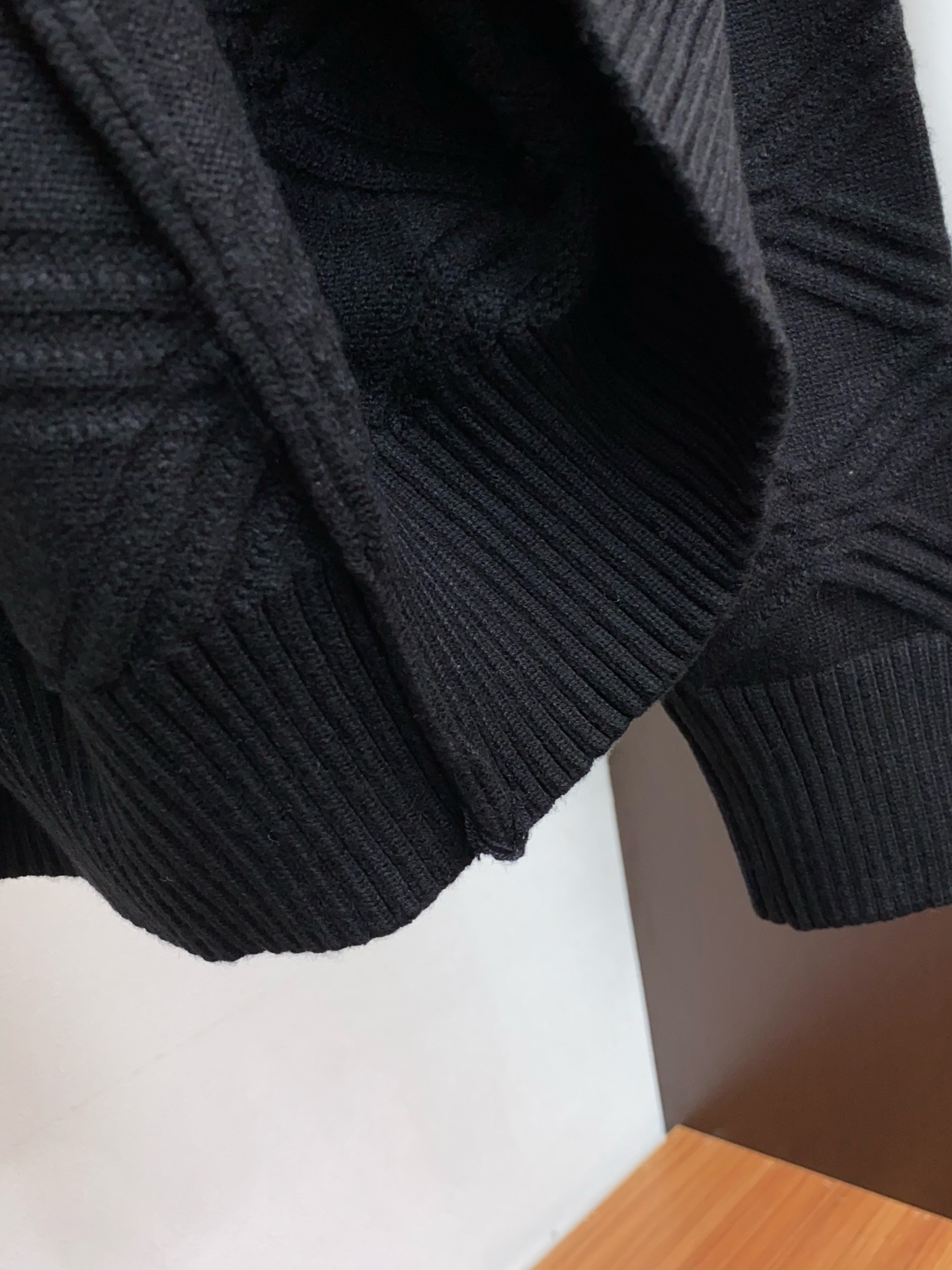 Burberry Basic Clothing Wool M-l-xl