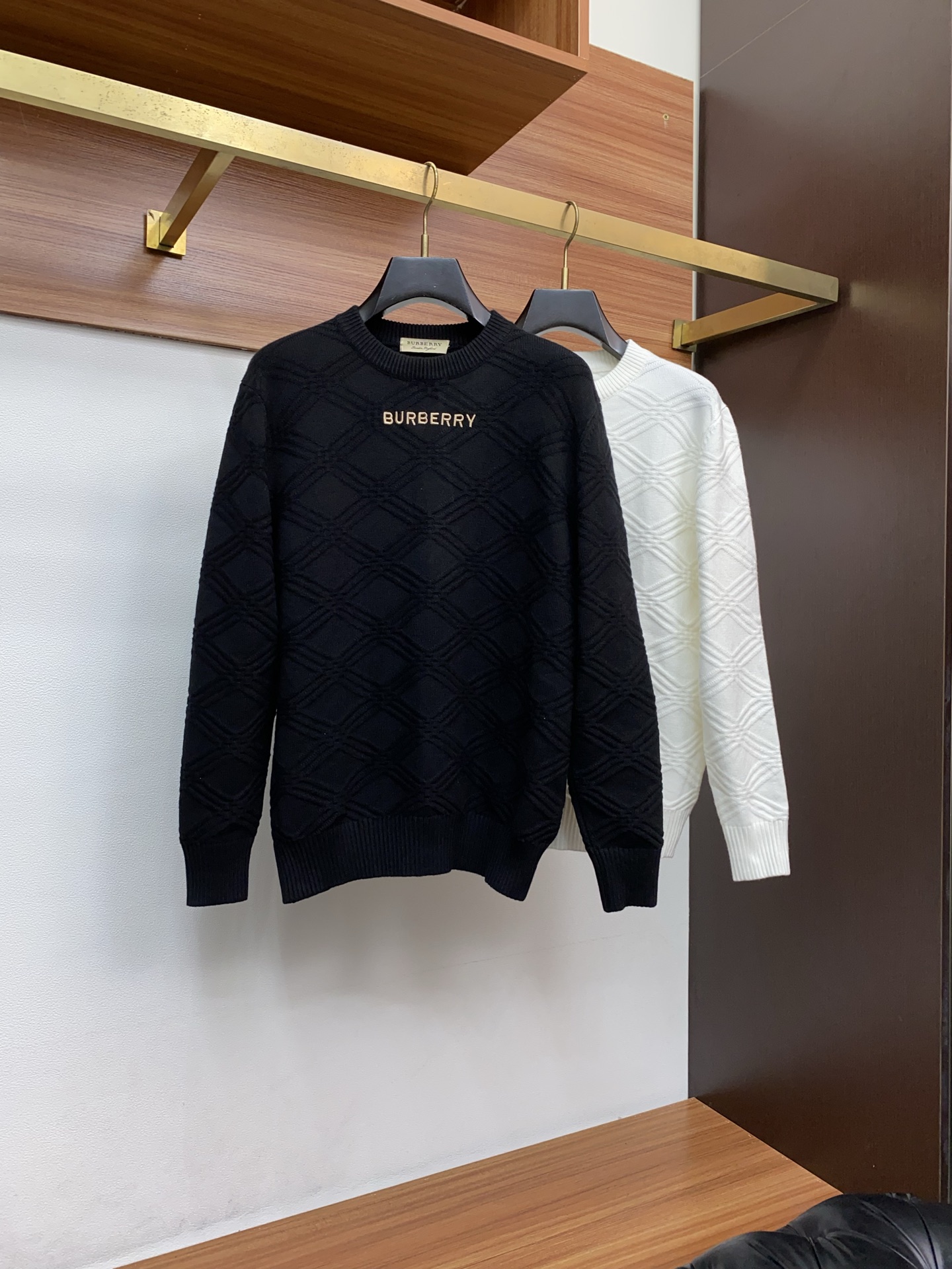 Burberry Basic Clothing Wool M-l-xl