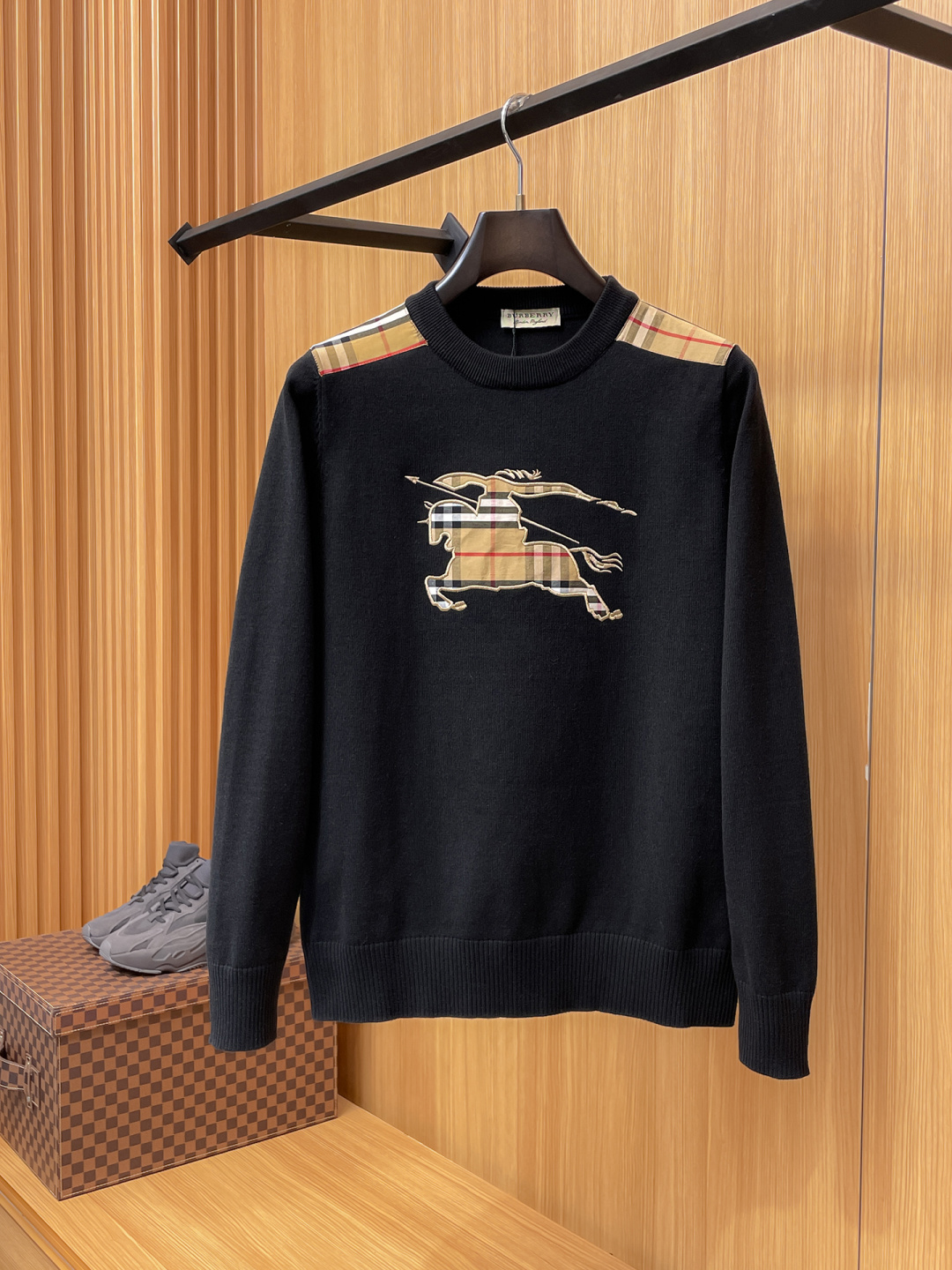Burberry Basic Clothing Wool M-xl