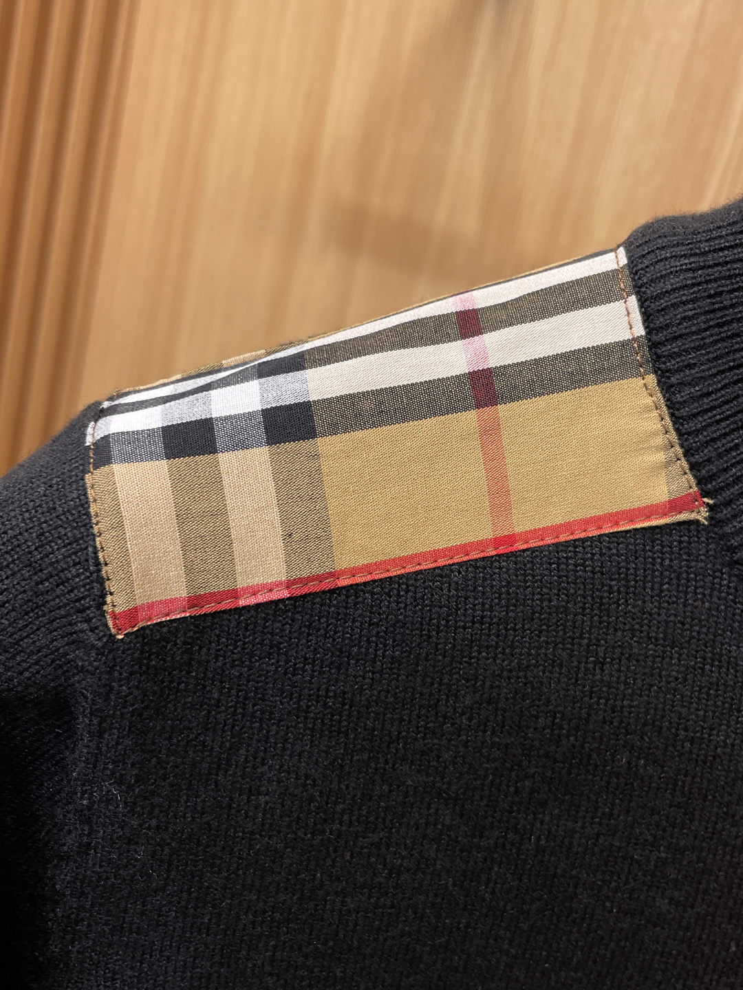 Burberry Basic Clothing Wool M-xl
