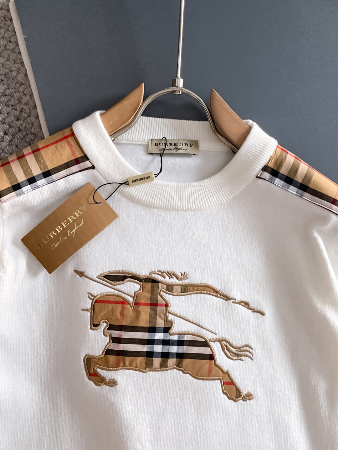 Burberry Basic Clothing Wool M-l-xl