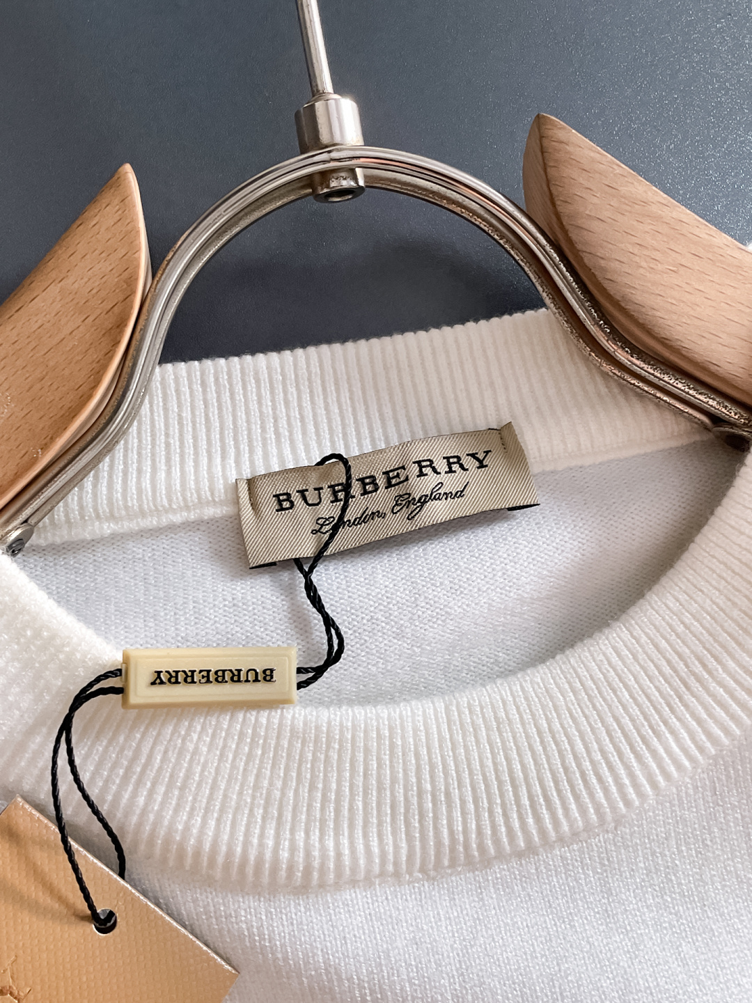 Burberry Basic Clothing Wool M-l-xl