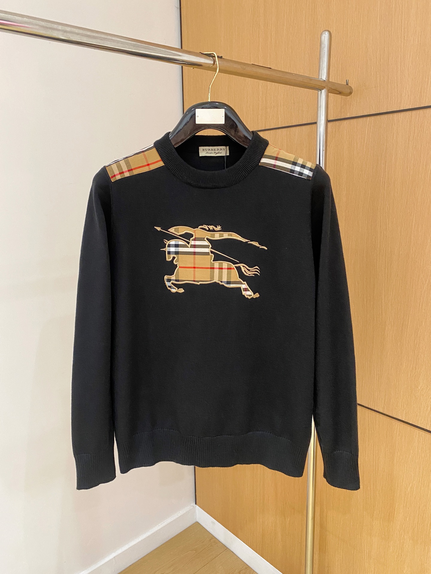 Burberry Basic Clothing Wool M-l-xl